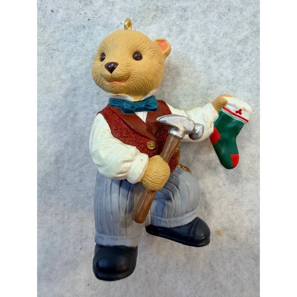 Hallmark Keepsake Ornament Papa Bearinger Victoria Circle Victorian Bear 1993